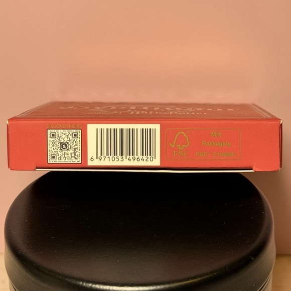 SHEGLAM Harry Potter Gryffindor House Eye Shadow Palette NIB 3.7 g / 0.13 oz - Picture 4 of 8